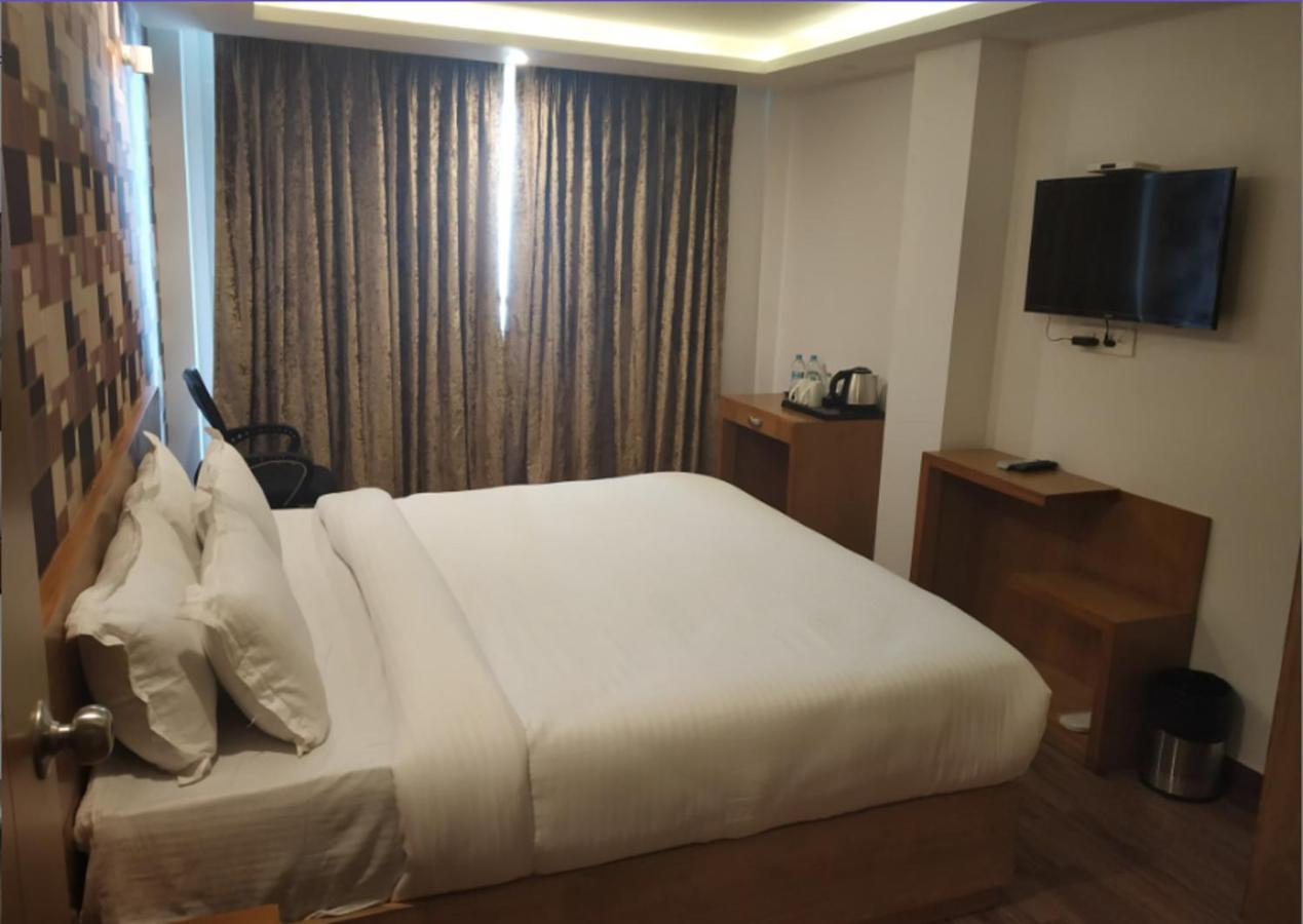 Yashshree Mussoorie Mall Road Екстериор снимка