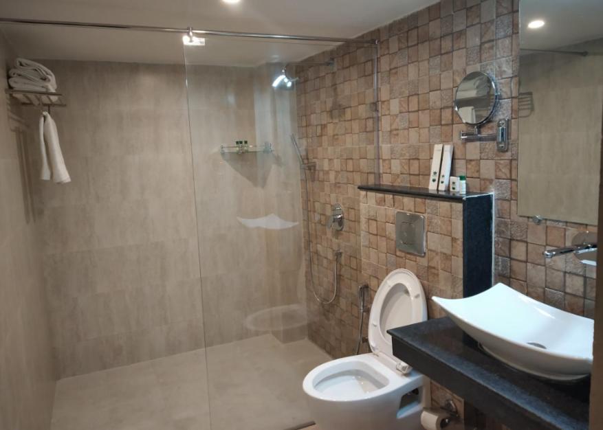 Yashshree Mussoorie Mall Road Екстериор снимка