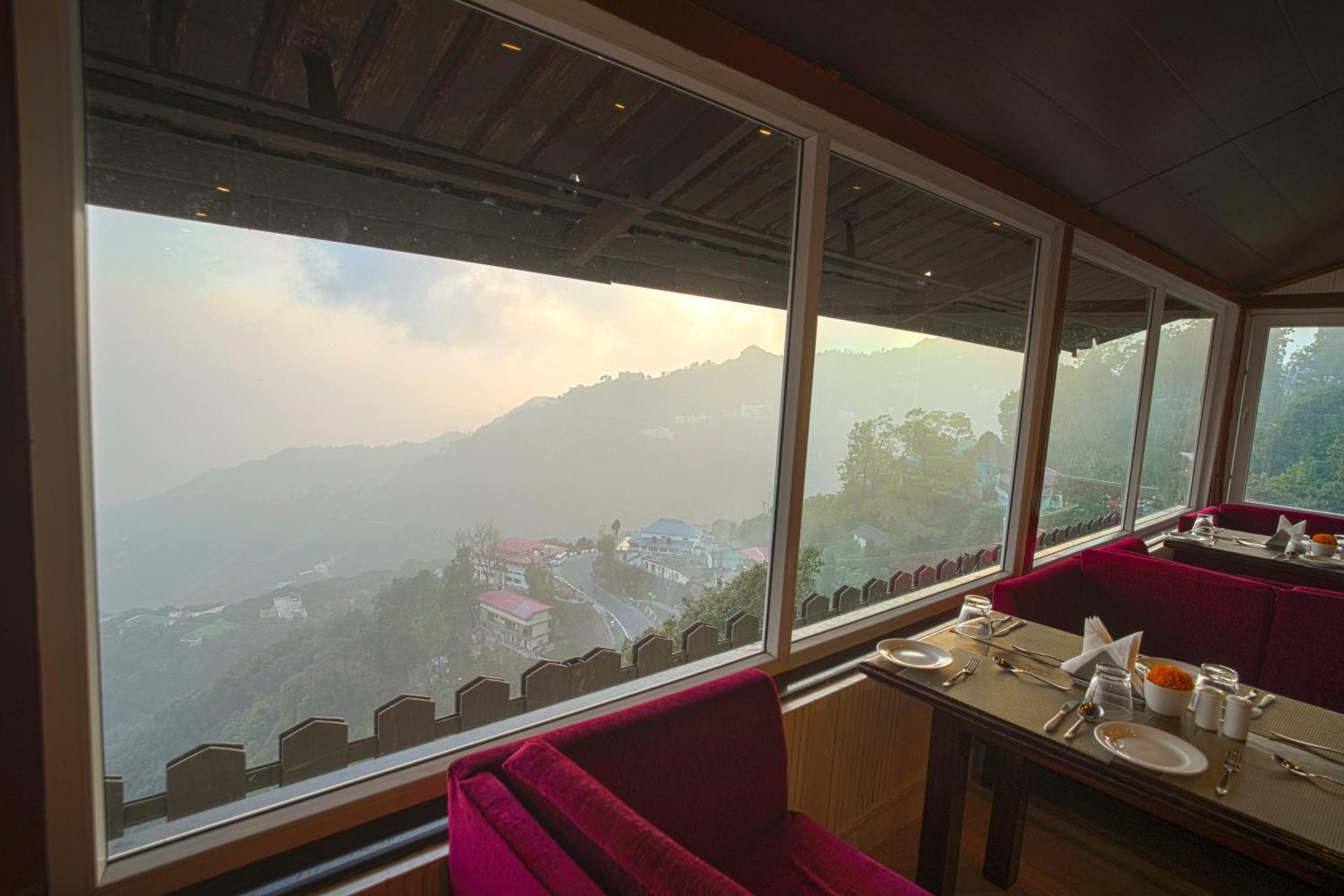 Yashshree Mussoorie Mall Road Екстериор снимка